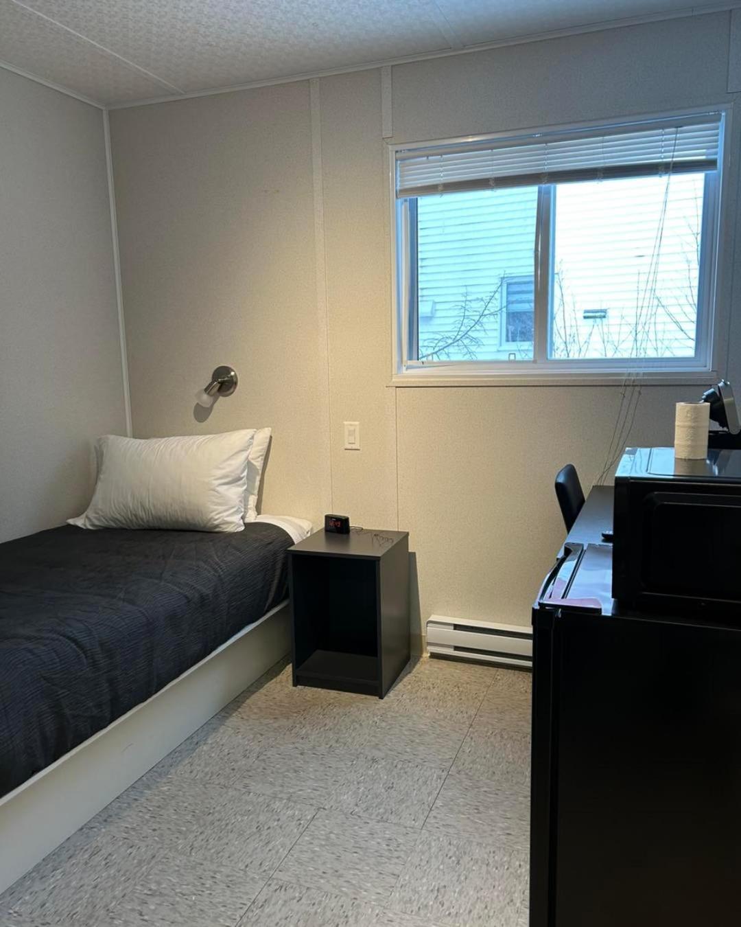 Motel Quatre Saisons フォレストビル 部屋 写真